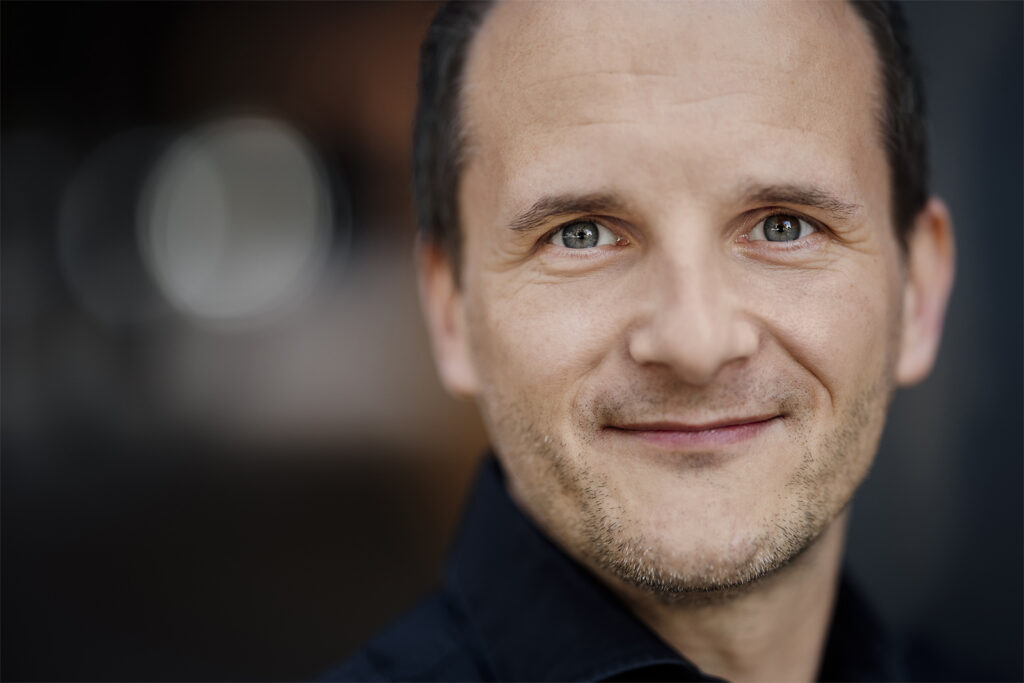 versicherungsmakler-sven-hennig-portrait